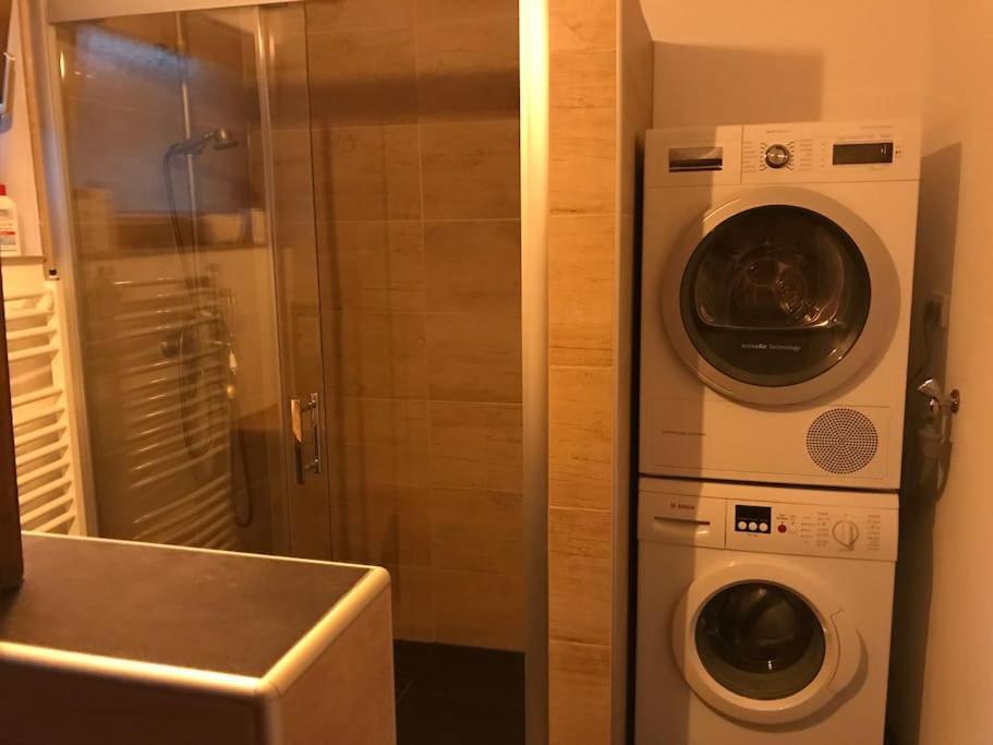 Willkommen Im Casa Felice, Der Wohlfuehl Oase Mit Balkon, 4 Betten Und Homeoffice Platz Aidlingen Exterior foto